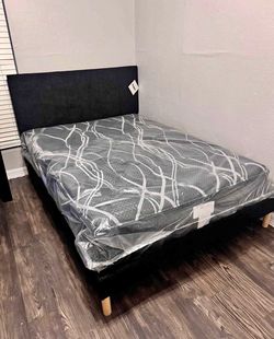 NEW IN BOX Full & Queen Size Black Platform Bed Frame