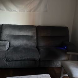 Free Recliner Couches 
