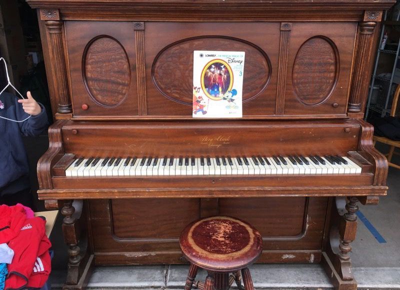 Story And Clark Upright Piano