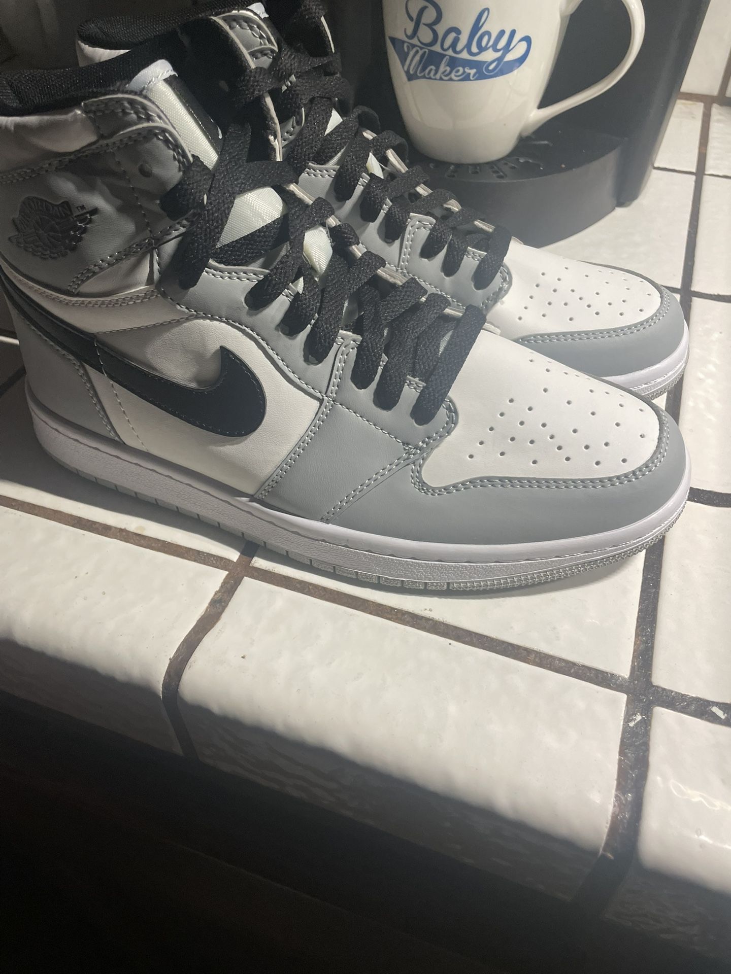 Jordan 1s Size 7 New Asking 100$ Obo
