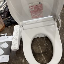 TOTO Washlet Bidet Seat (SW3074T40) – Brand New