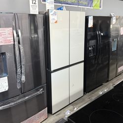 Samsung - Bespoke 29 Cu Ft 4-Door Flex French Door Refrigerator With Beverage Center In White Glass 🖤