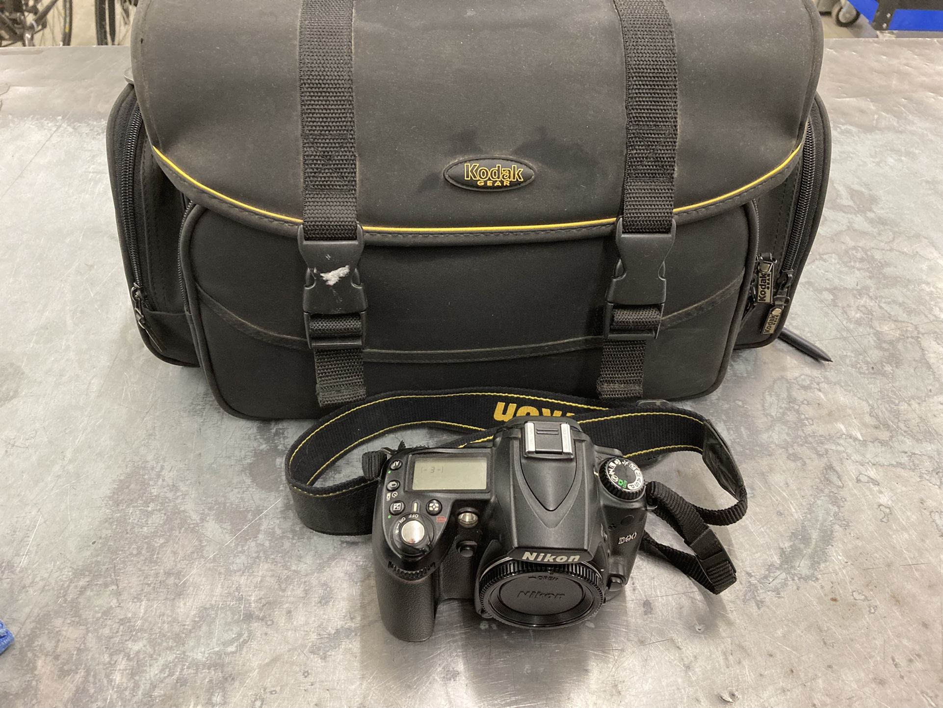 Nikon D90 Digital Camera Parts/Repairs