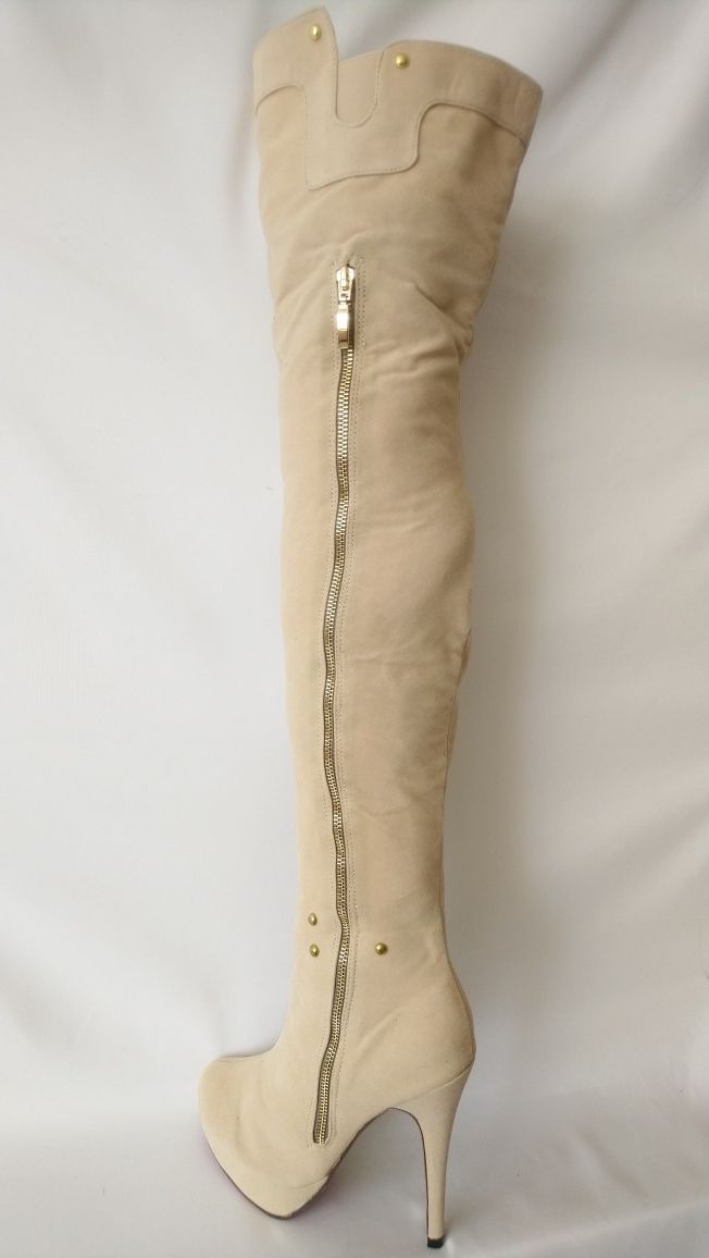 Women's Thigh High Beige Winter Boots Size 9
