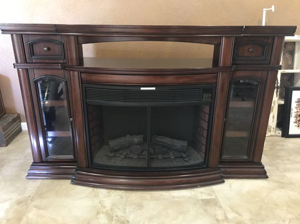 Costco TV stand/Fireplace for Sale in Chandler, AZ - OfferUp