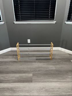 Adjustable Shoe Rack