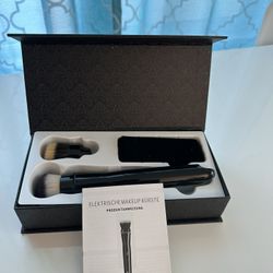 Electric Makeup Brush 