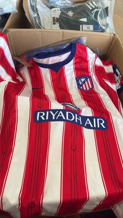 Athletico Madrid 2027 New Jersey size 2xl
