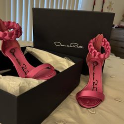 Oscar De La Renta 