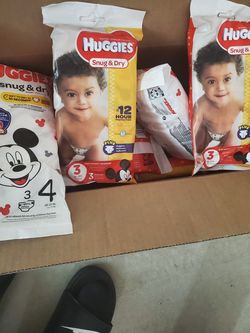 Box full of size 3,4. 3 diapers in each pack.