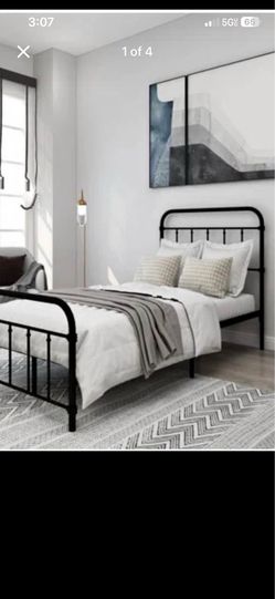 Metal bed frame