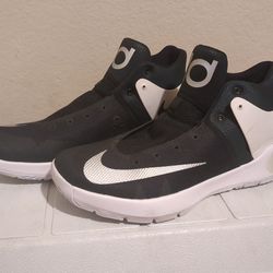 NIKE KD TREY 5 IV OREO-BRAND NEW