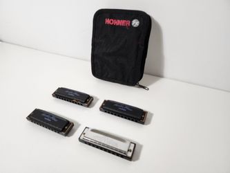 Lot of 4 Hohner Hot Metal Harmonica & Hohner Hoodoo Blue Harmonicas With Case