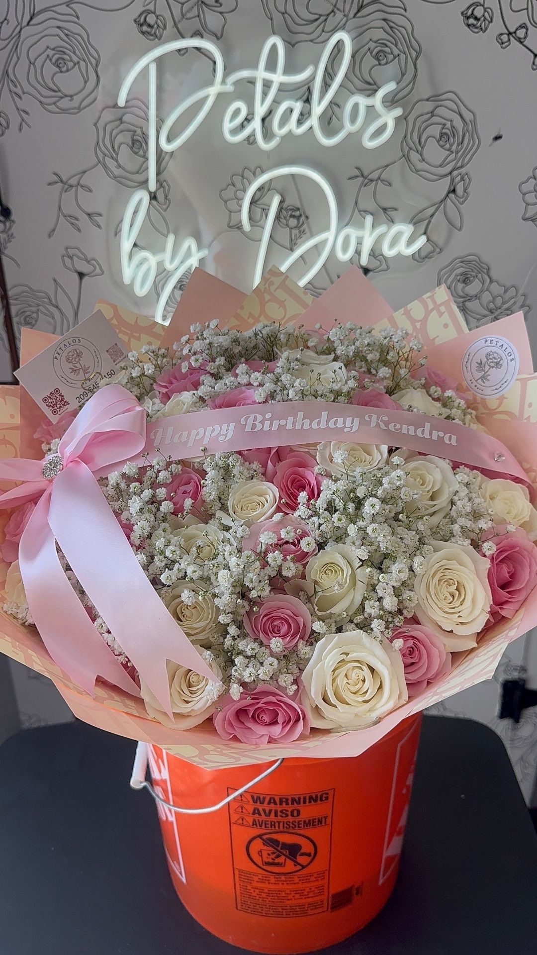 Ramo Buchon Bouquet 