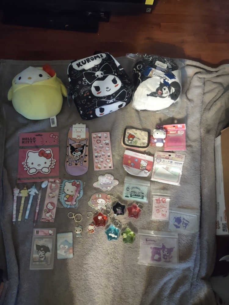Huge Collectors Collection Lot Of Sanrio Hello Kitty And Friends