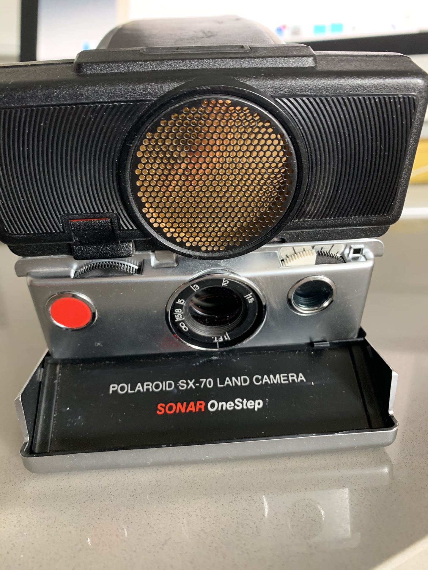 Vintage Polaroid SX-70 Land Camera Sonar OneStep