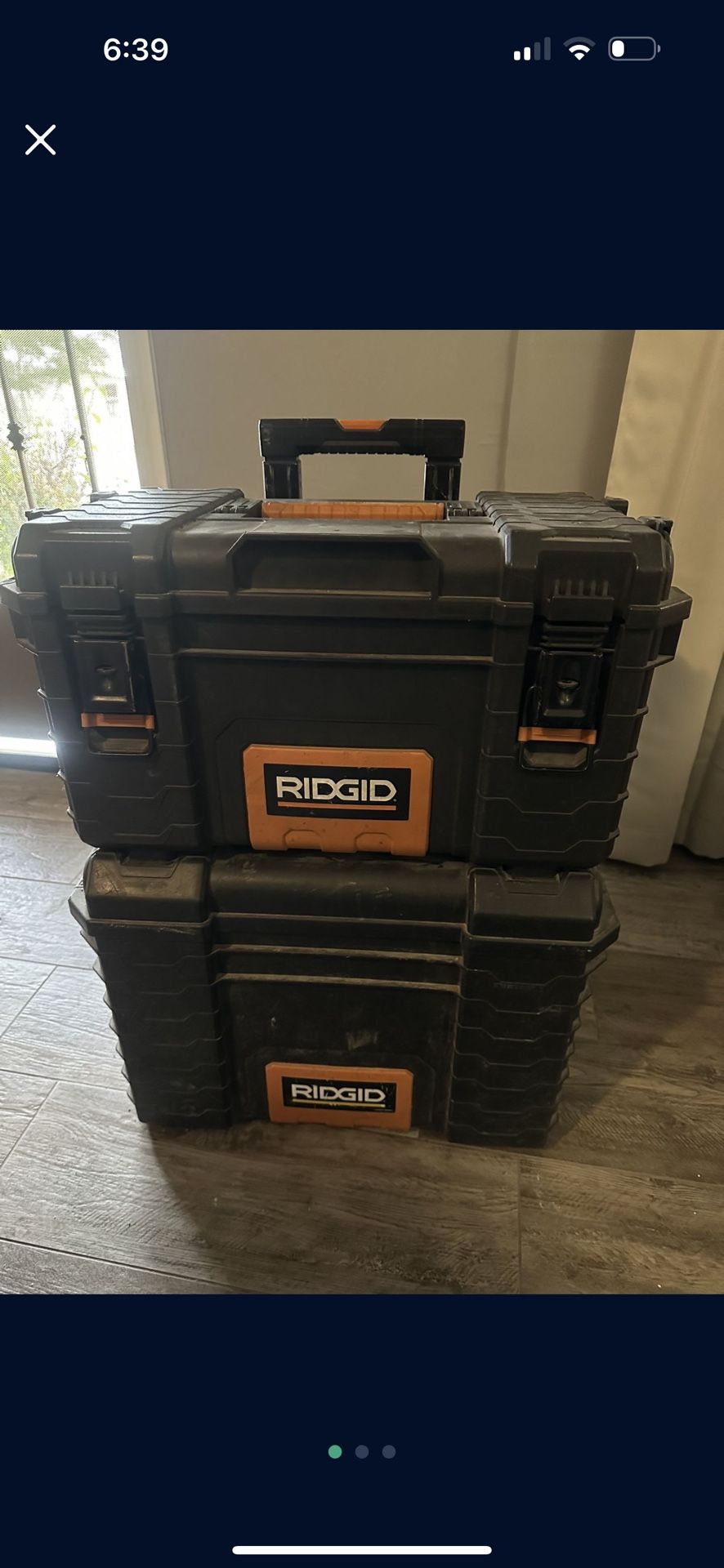 Rigid Stackable Rolling Toolbox