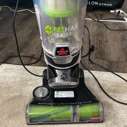 Bissell Vacuum cleaner excellent condition