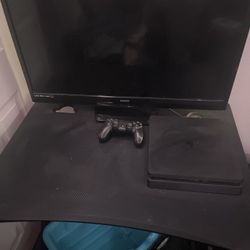 PS4 + GAMING DESK + 32INCH Gaming TV + GAMING CHAIR