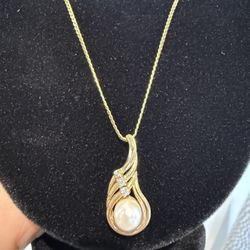 14K Yellow Gold Serpentine Chain Necklace With Pearl Pendant Diamond Accents