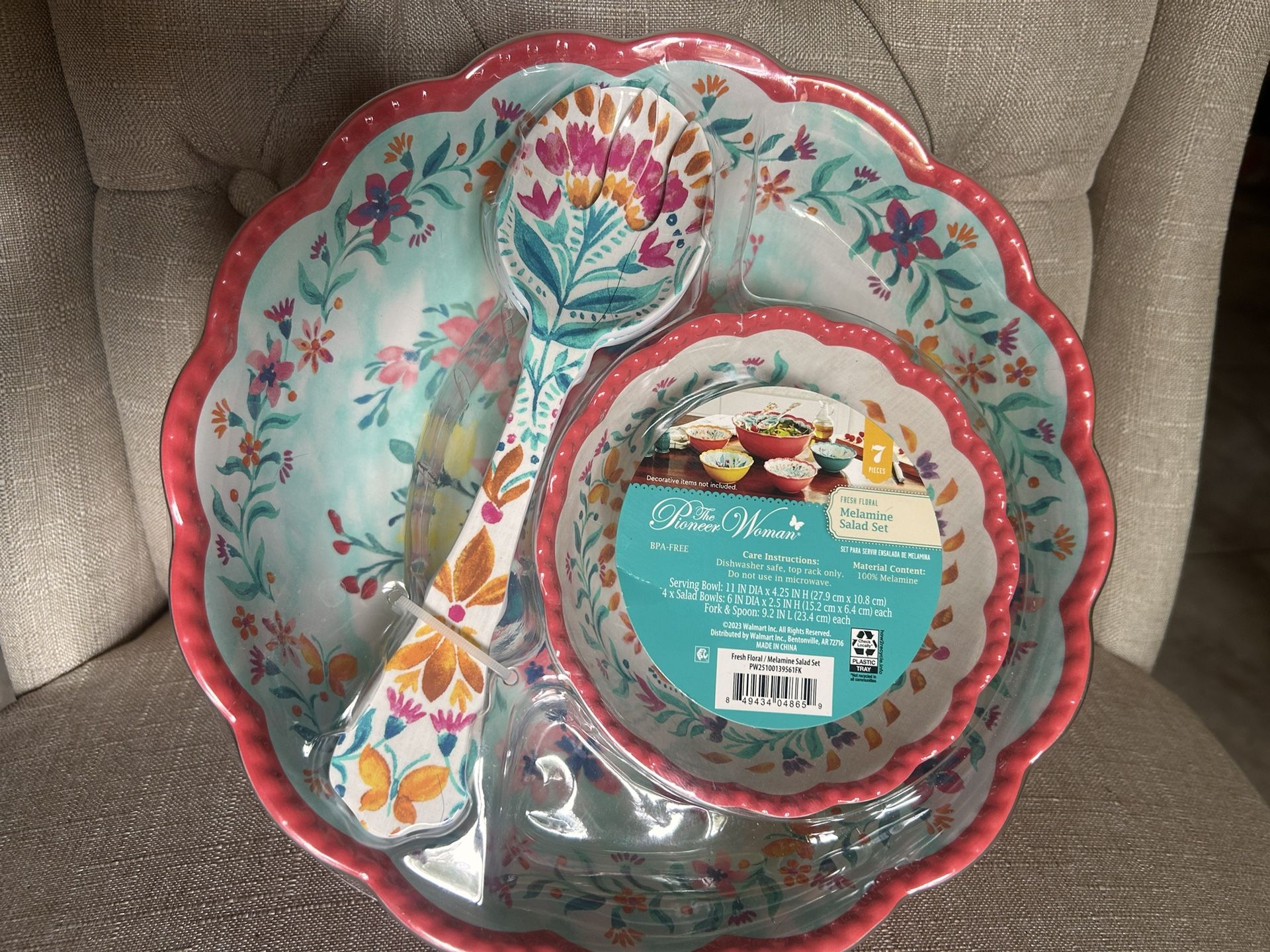 Pioneer Woman 7 Piece Melamine Salad Set