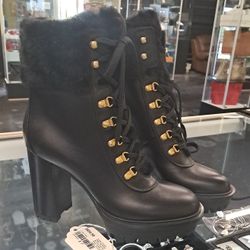 Gianvito Rossi Alaska Calfskin Leather Snow B Shearling Heeled Booties