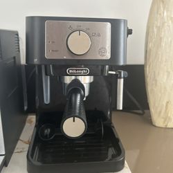 DeLonghi Stilosa Espresso Machine
