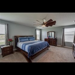 7 Piece King Size Bedroom Set 