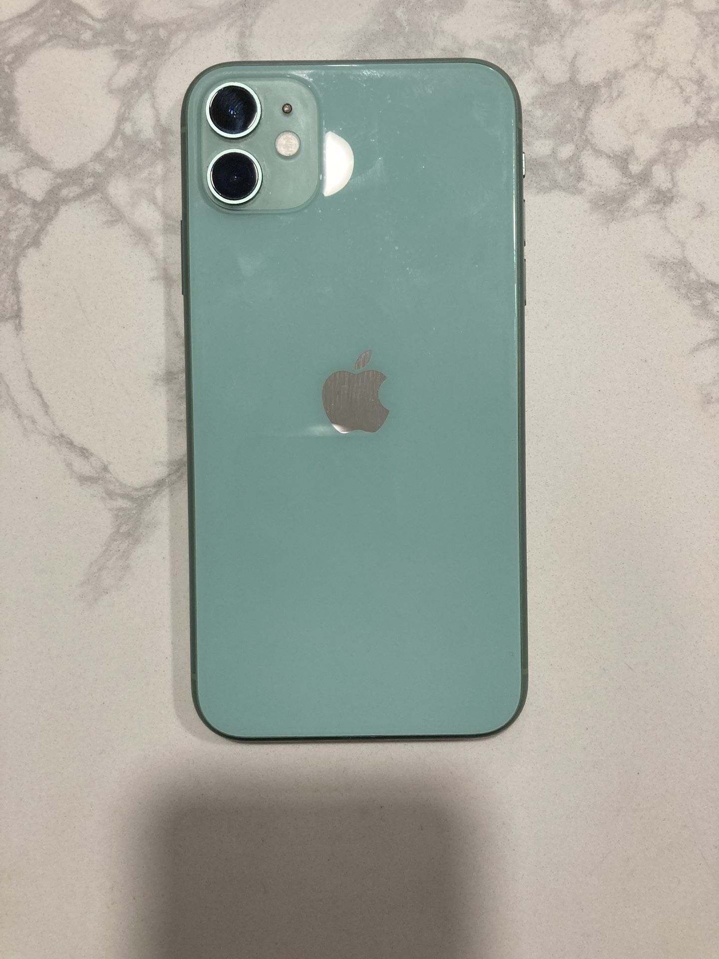 IPhone 11 Green (For Parts) *read description*
