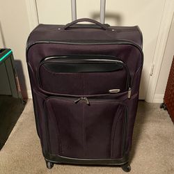 4 Wheel Skyline Checked Luggage Case
