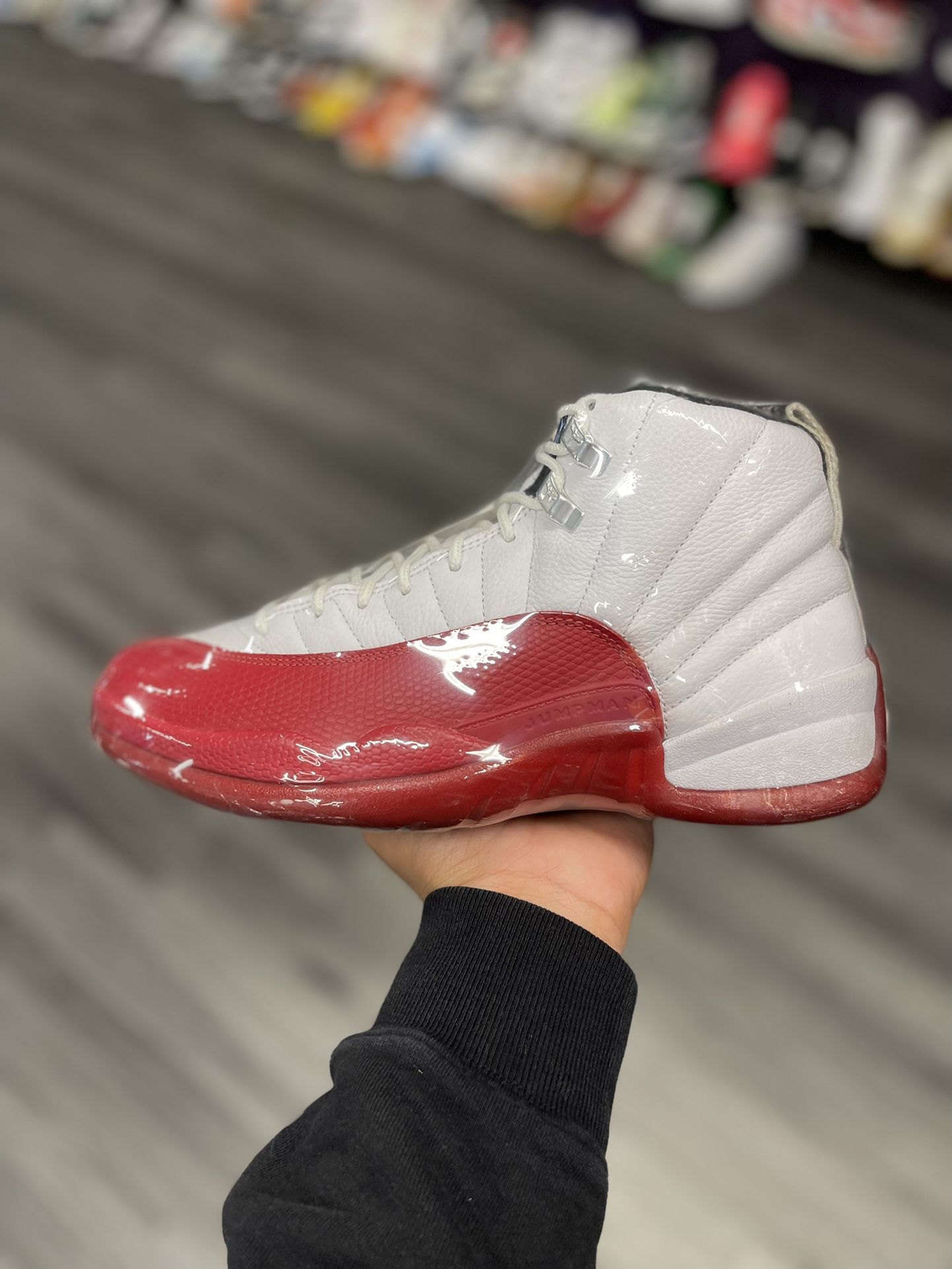 Air Jordan 12 Cherry