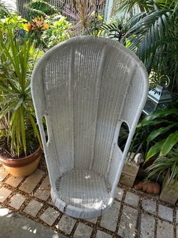 Vintage white wicker hanging chair