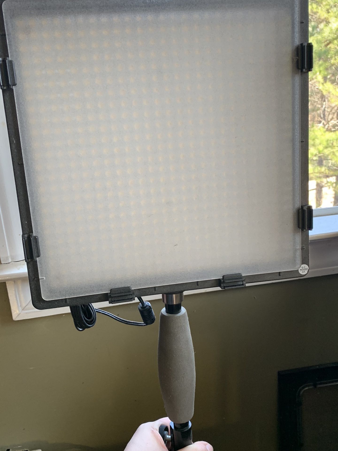 Neewer Dimmable LED Panel w/Stand