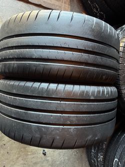 Pair of 245 35 20 Michelin Pilot sport cup 2 tires
