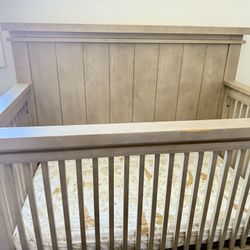 Baby Crib 