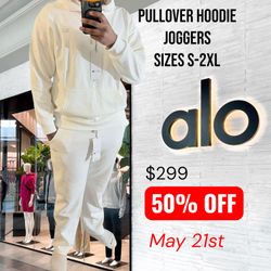 Alo Accolade Pullover Hoodie & Joggers