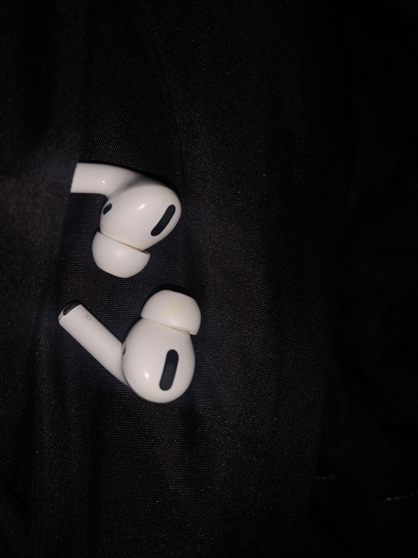 Airpods Pro No Case