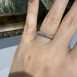 18K White Gold Natural Diamonds Eternity Ring  Size 5.5