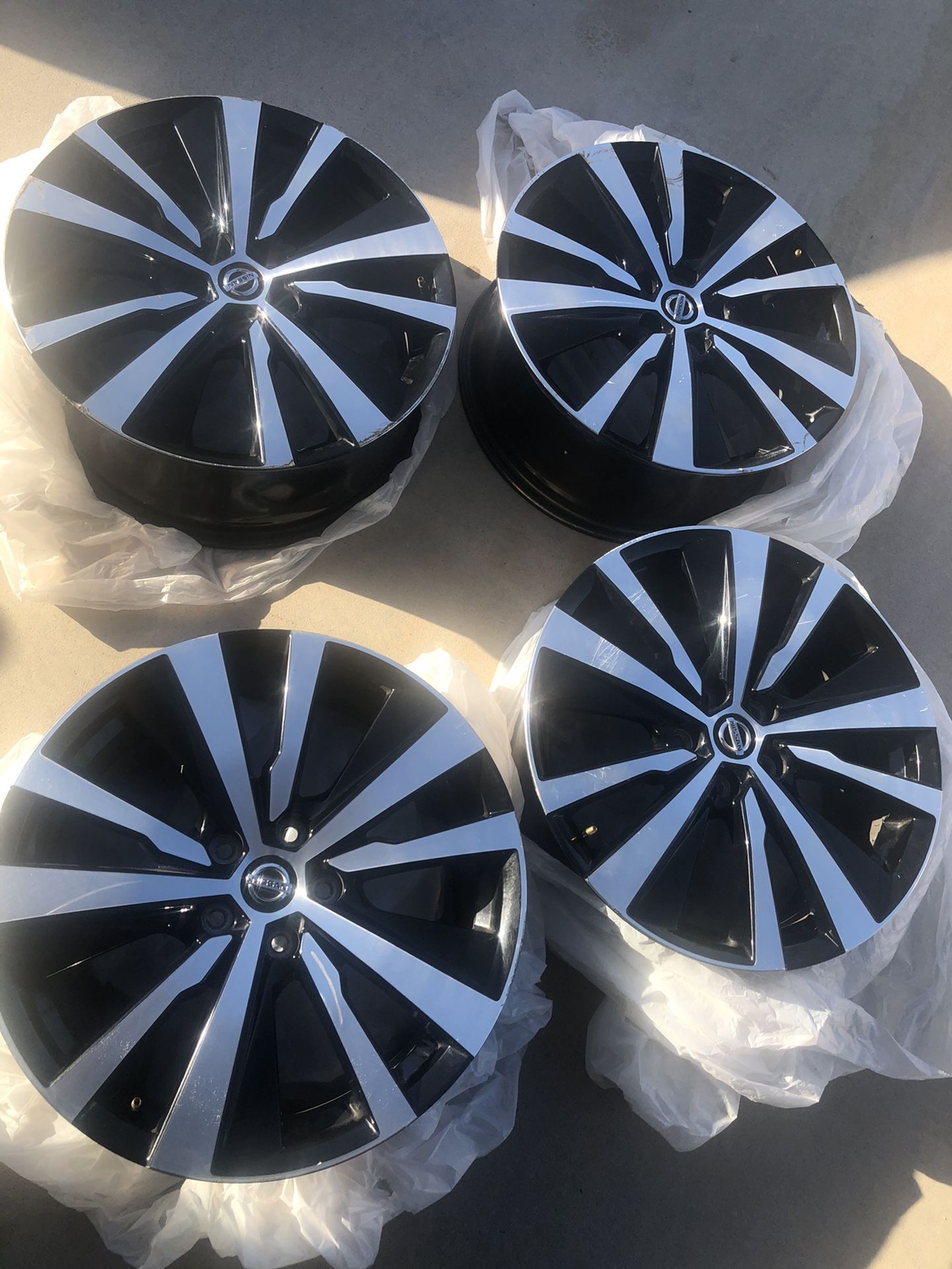 OEM 2019 Nissan Altima SR Rims