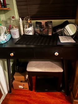 $40 black Vanity desk with chair and two drawers.