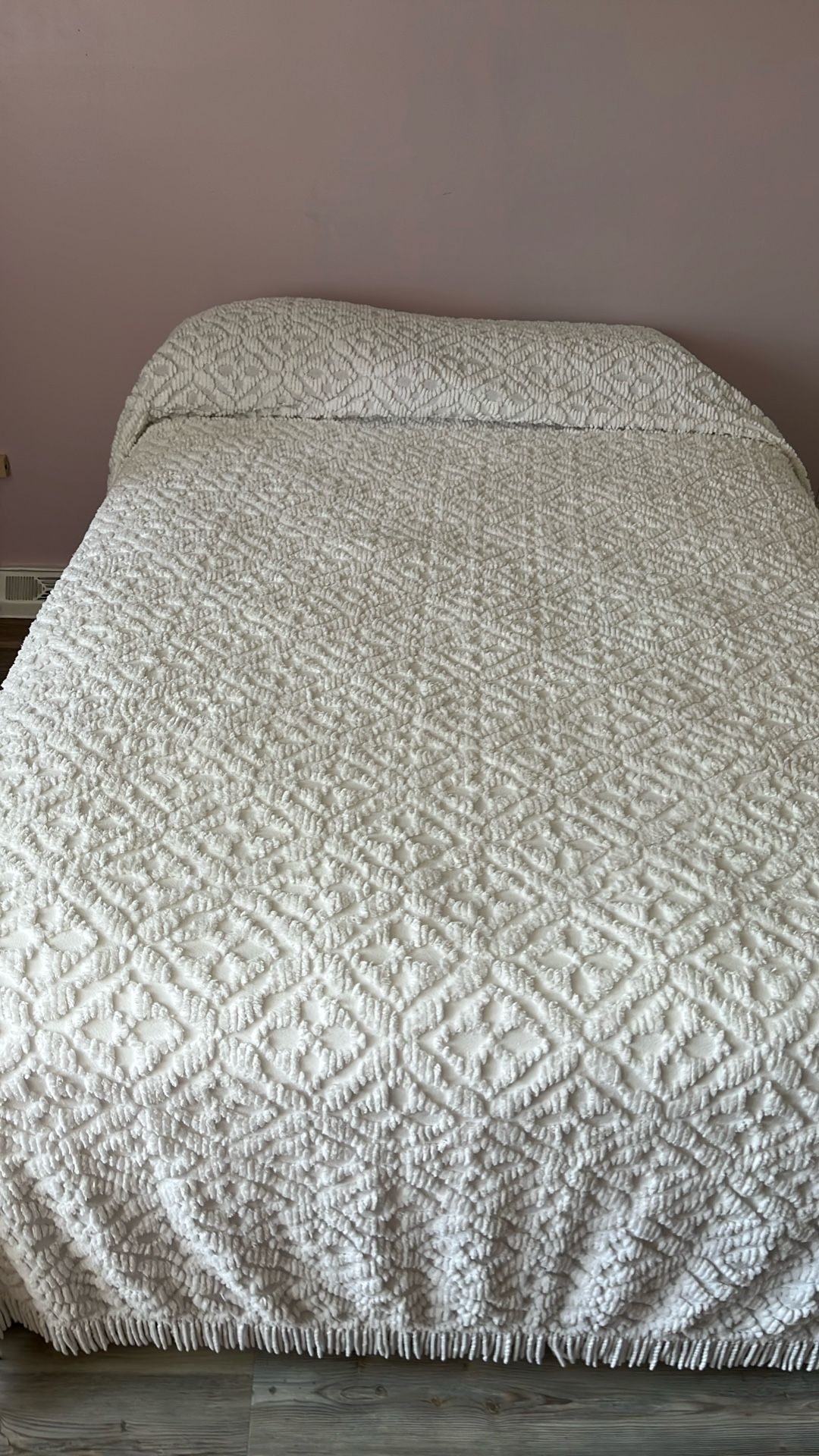 Vintage Chenille Bedspread