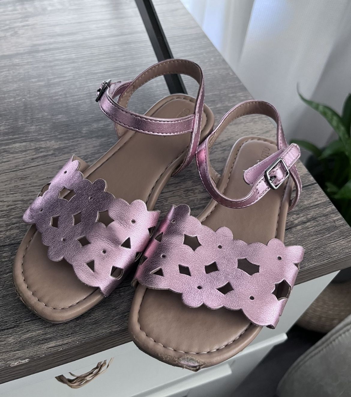 Old Navy Little Girls Shoes Size 11c