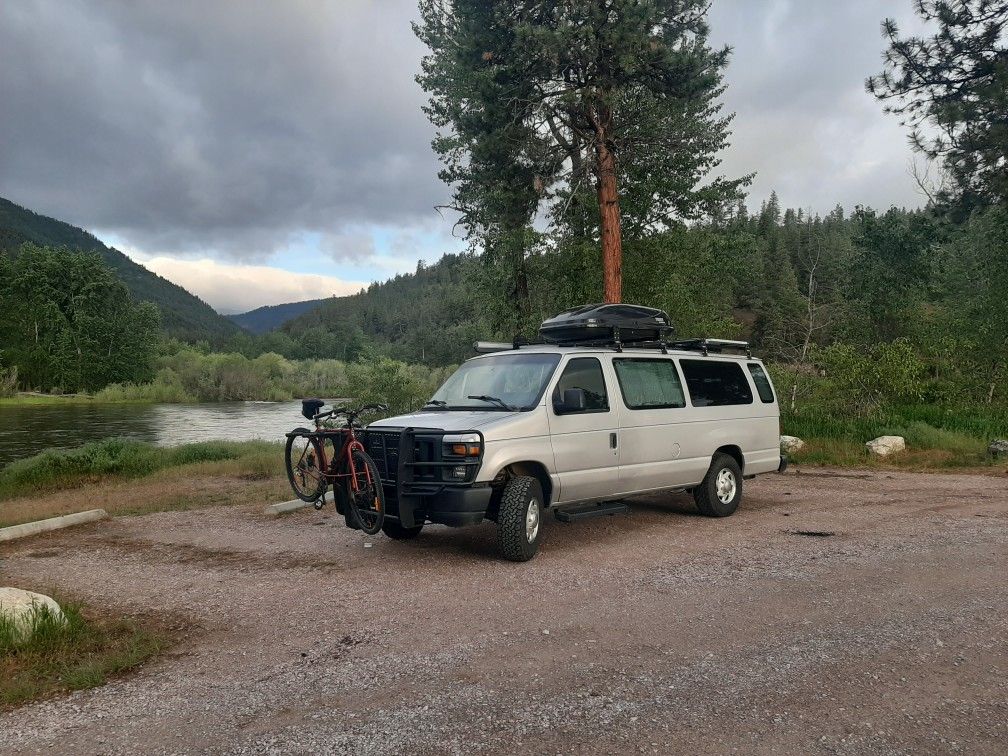 2012 Ford E350