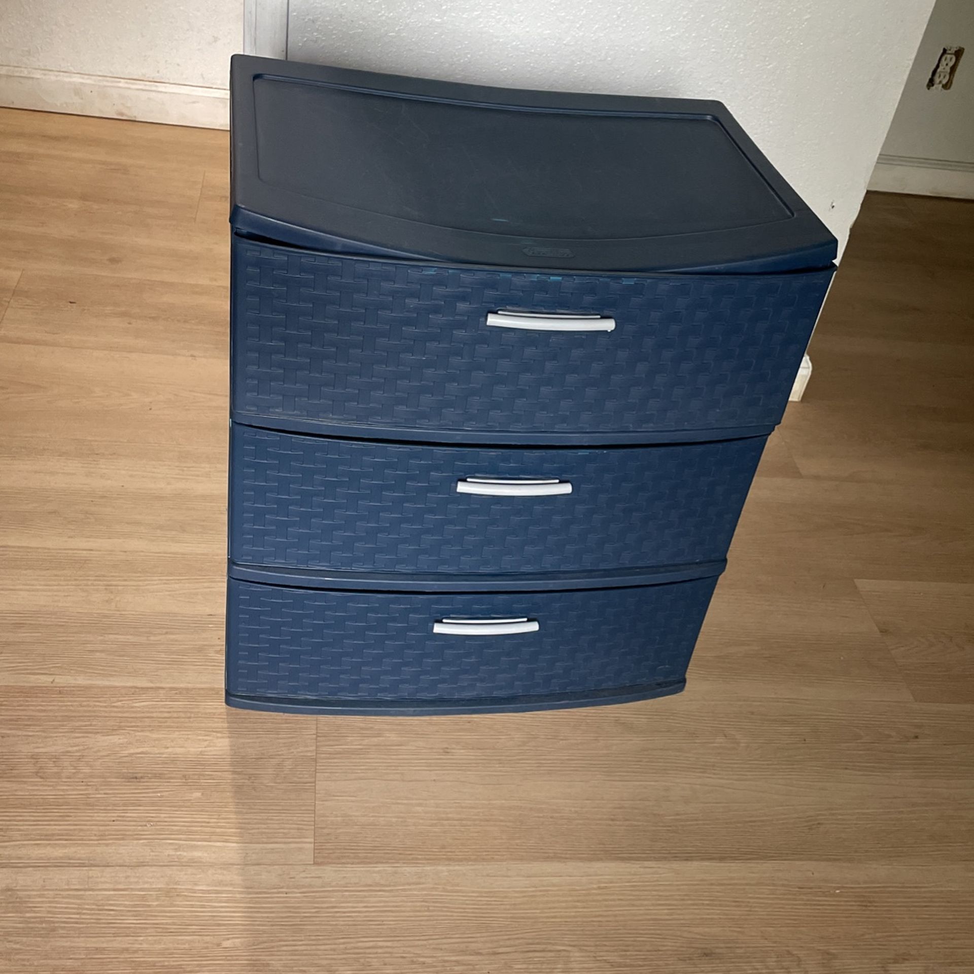 Sterilite 3 Drawer Wide Weave Tower Plastic, Navy blue 