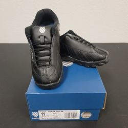 K-Swiss - ST329