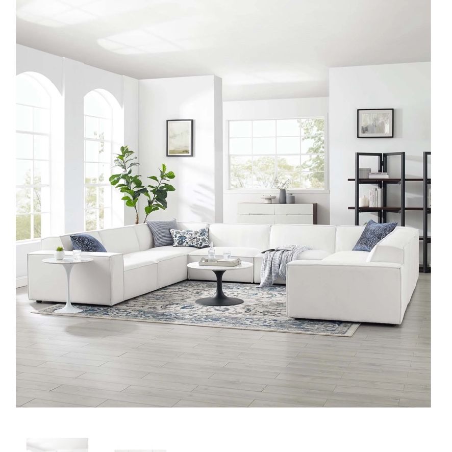 1 Year Old White 8 Piece Sectional