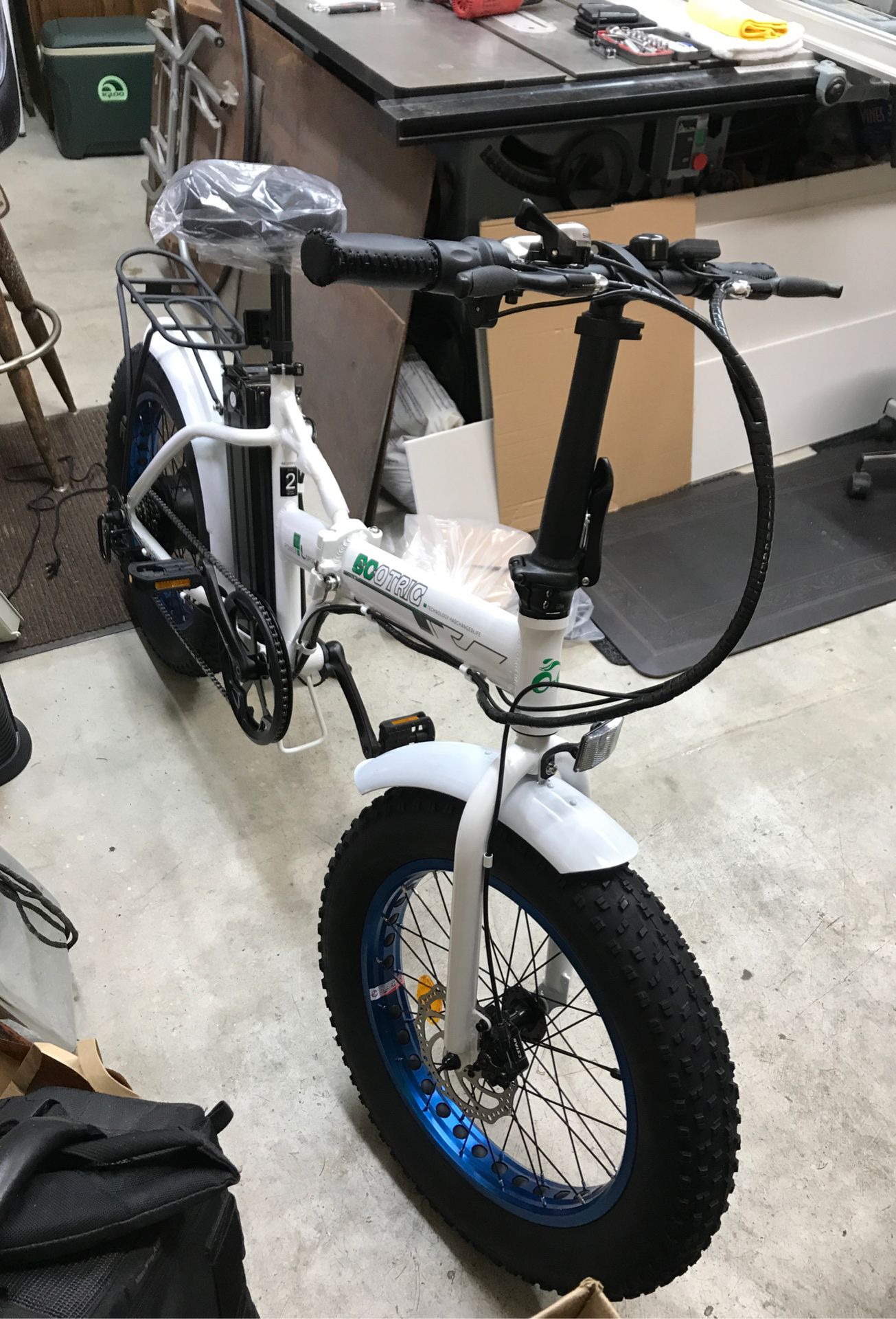 2- Brand new E- bikes ! Just out of the boxes !