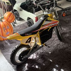 Razor MX650 Dirt bike (Used)