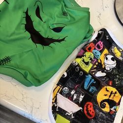 Costume