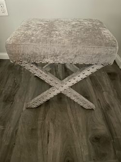 Grey ottoman